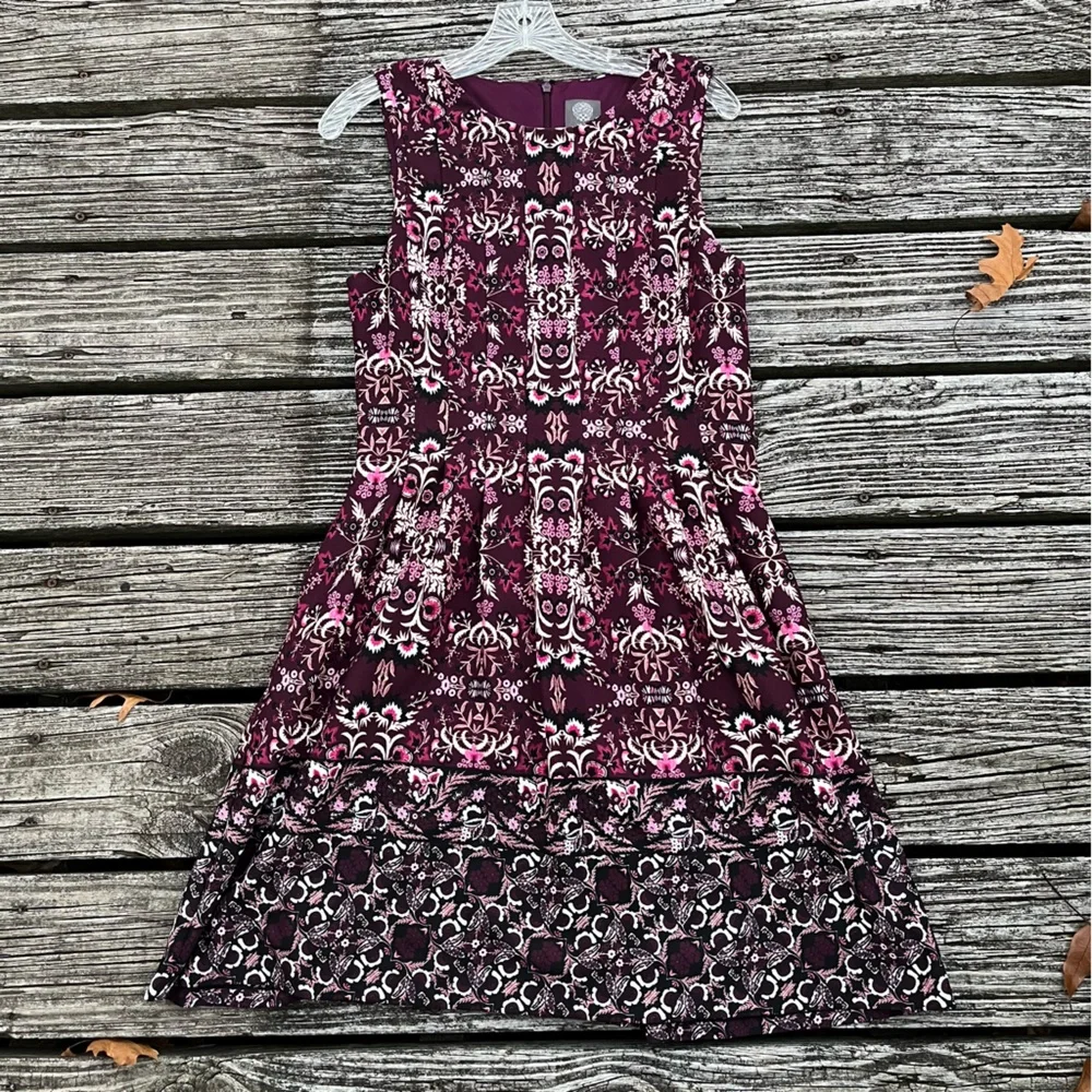 Vince Camuto | Kaleidoscope Floral Pattern Dress - Picture 2 of 8